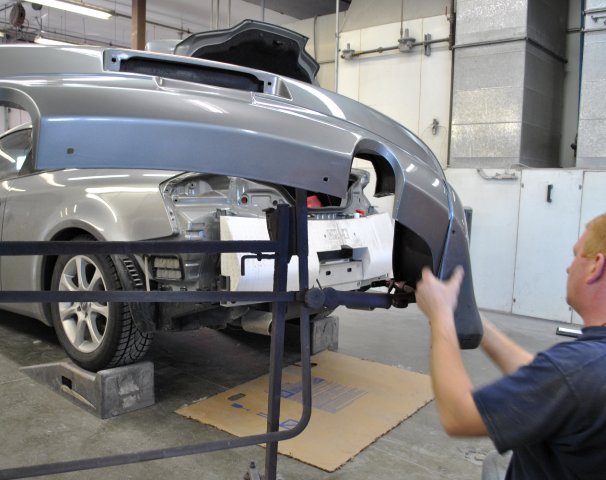 Auto Body And Collision Repair - Miracle Workers Auto Collision Center